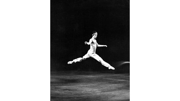 Der Tänzer Rudolf Nurejew im Ballett Le Corsaire, (1962).