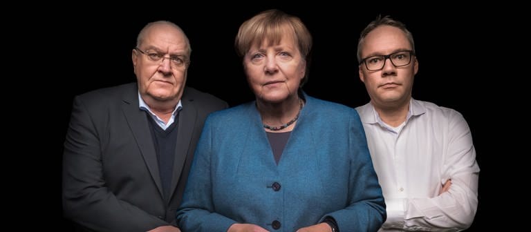 Angela Merkel mit dem ehemaligen Bundesrichter Thomas Fischer (li.) und Holger Schmidt (re.) (Foto: SWR, Oliver Reuther)