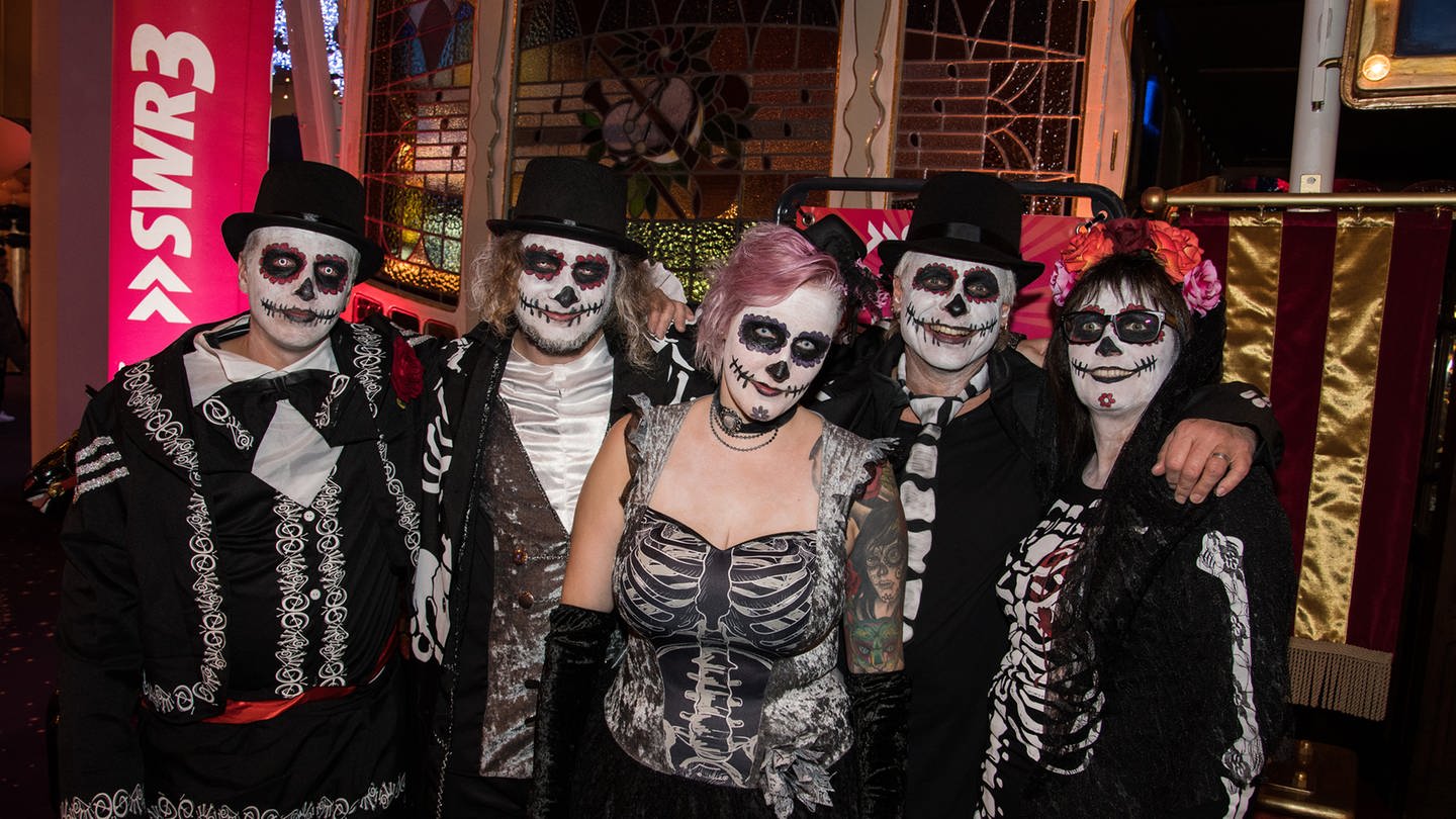 Ob Motto-Partys, Shows mit Gruselatmosphäre oder musikalische Highlights – bei der „SWR3 Halloween Party“ ist für Abwechslung gesorgt. (Foto: SWR, Uwe Riehm)