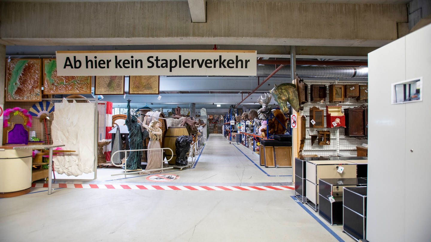 Requisitenlager des SWR in der Saarstraße in Baden-Baden. (Foto: SWR, Thorsten Hein)