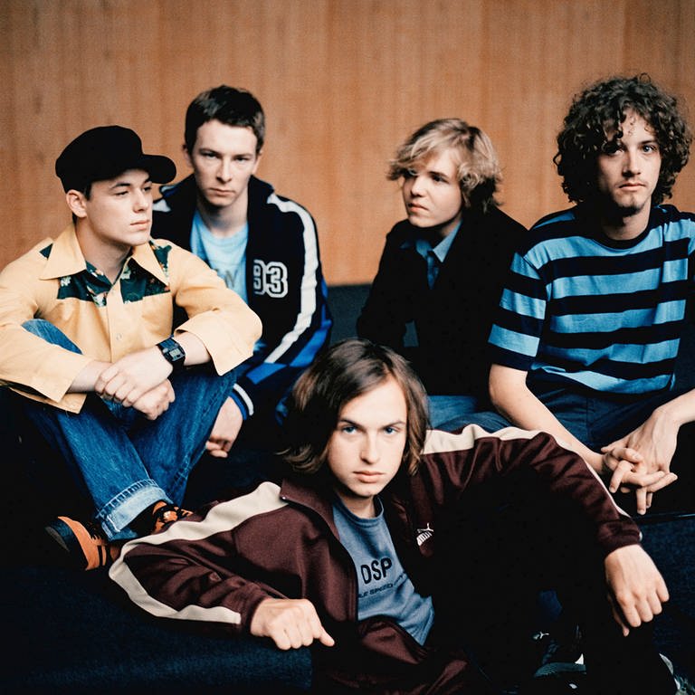 Die Band Echt bei „Top of the Pops”, draußen vor dem Studio 1999 (v.l.n.r.: Kai, Flo, Kim, Gunnar, Puffi)