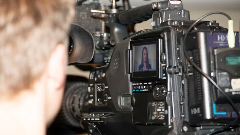 Kamera im Einsatz auf dem Medienforum Migration (Foto: SWR, SWR)