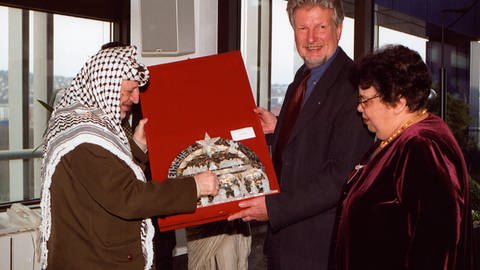 Palästinenserpräsident Arafat kommt nach Stuttgart. (Foto: SWR, Christel Korte)