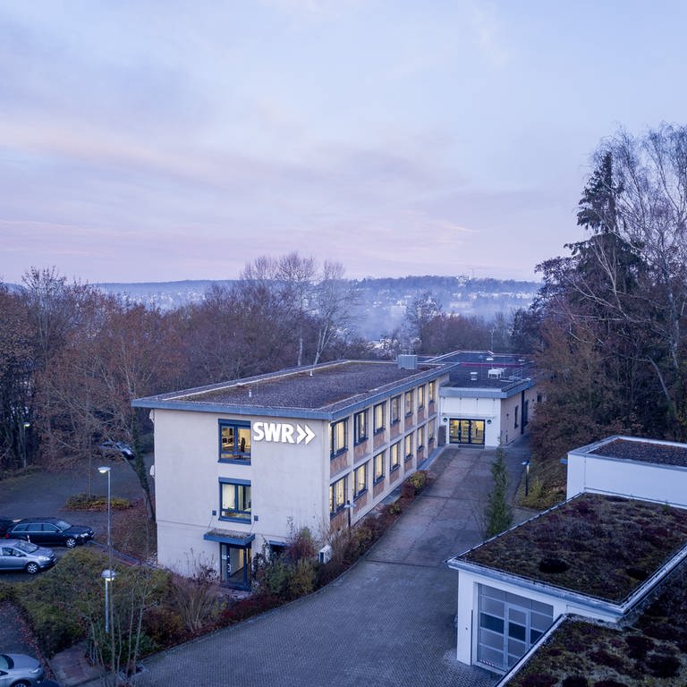 Das Bild zeigt das Studio in Tübingen (Foto: Jürgen Pollak)