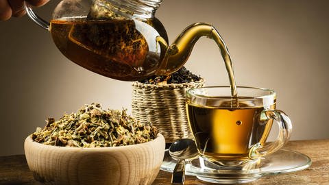 Lang gezogener Tee hilft bei Durchfall (Foto: imago images, imago images / Panthermedia)