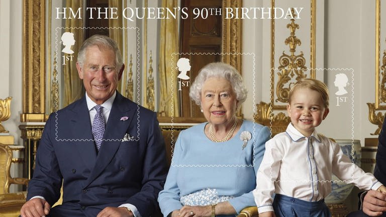picture alliance  dpa | Ranald Mackechnie  Royal Mail  (Foto: picture-alliance / Reportdienste, Die Queen, Prinz, Charles, Prinz George und Prinz William auf einer Briefmarke)