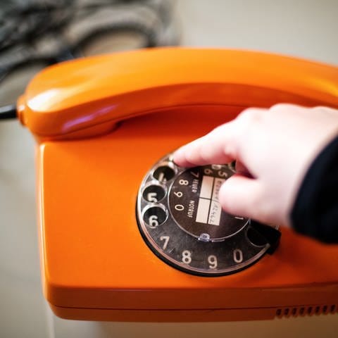 Wählscheibe eines älteren Telefons: Eine fünfstellige Telefonnummer können wir uns normalerweise für ein paar Sekunden merken