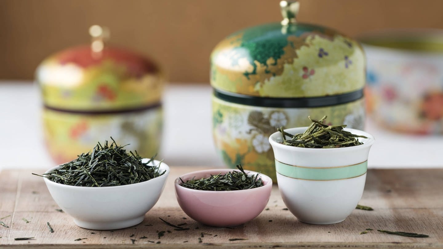 Grüner Tee: Gyokuro Shibushi, Sencha Kirishima und Bancha Shizuoka (v.l.n.r.)