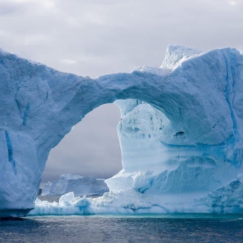 Eistor in der Diskobucht  Grönland (Foto: picture-alliance / Reportdienste, picture alliance/imageBROKER)