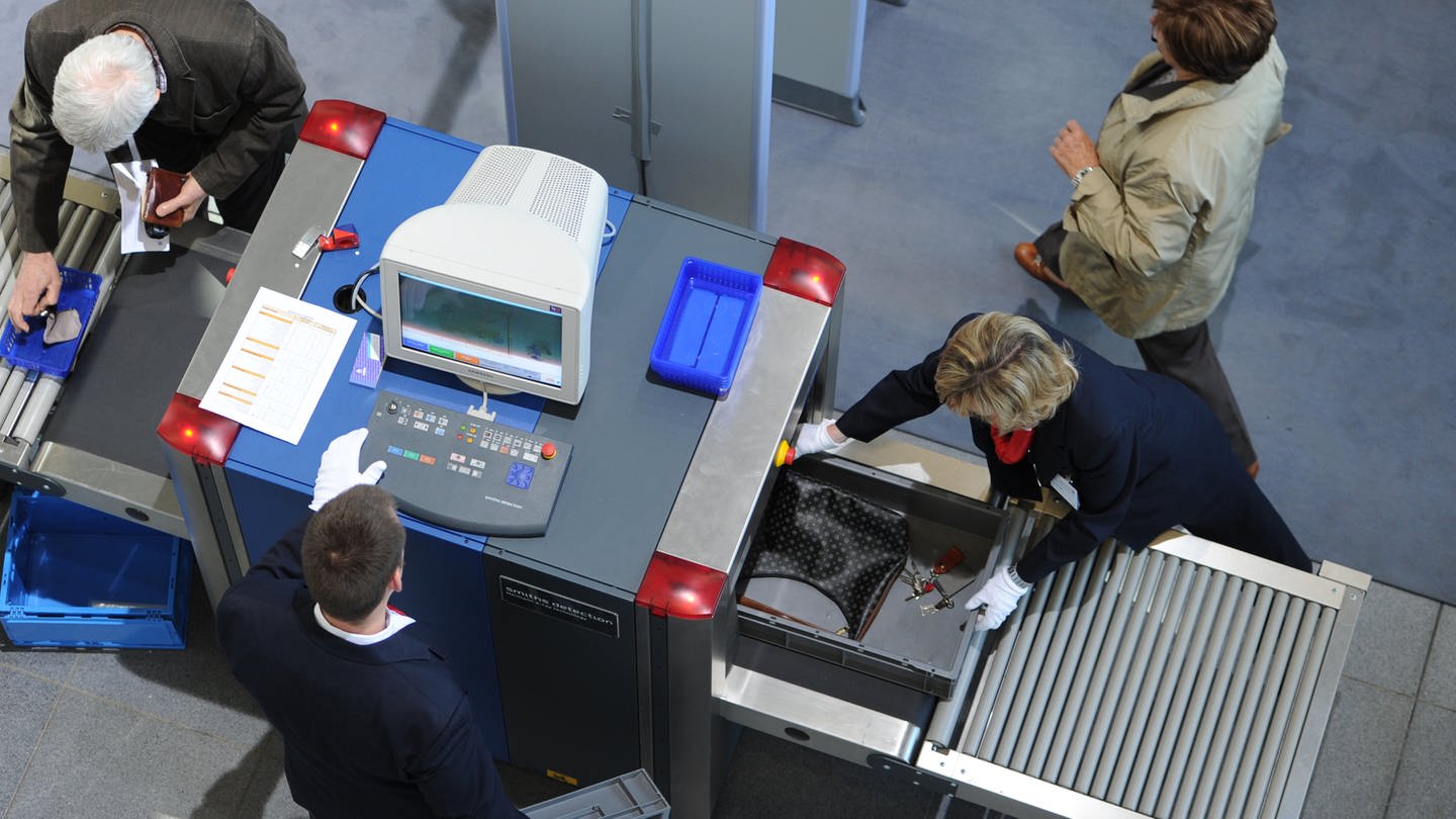 Gepäckscanner am Münchener Flughafen (Foto: picture-alliance / Reportdienste, (c) dpa)