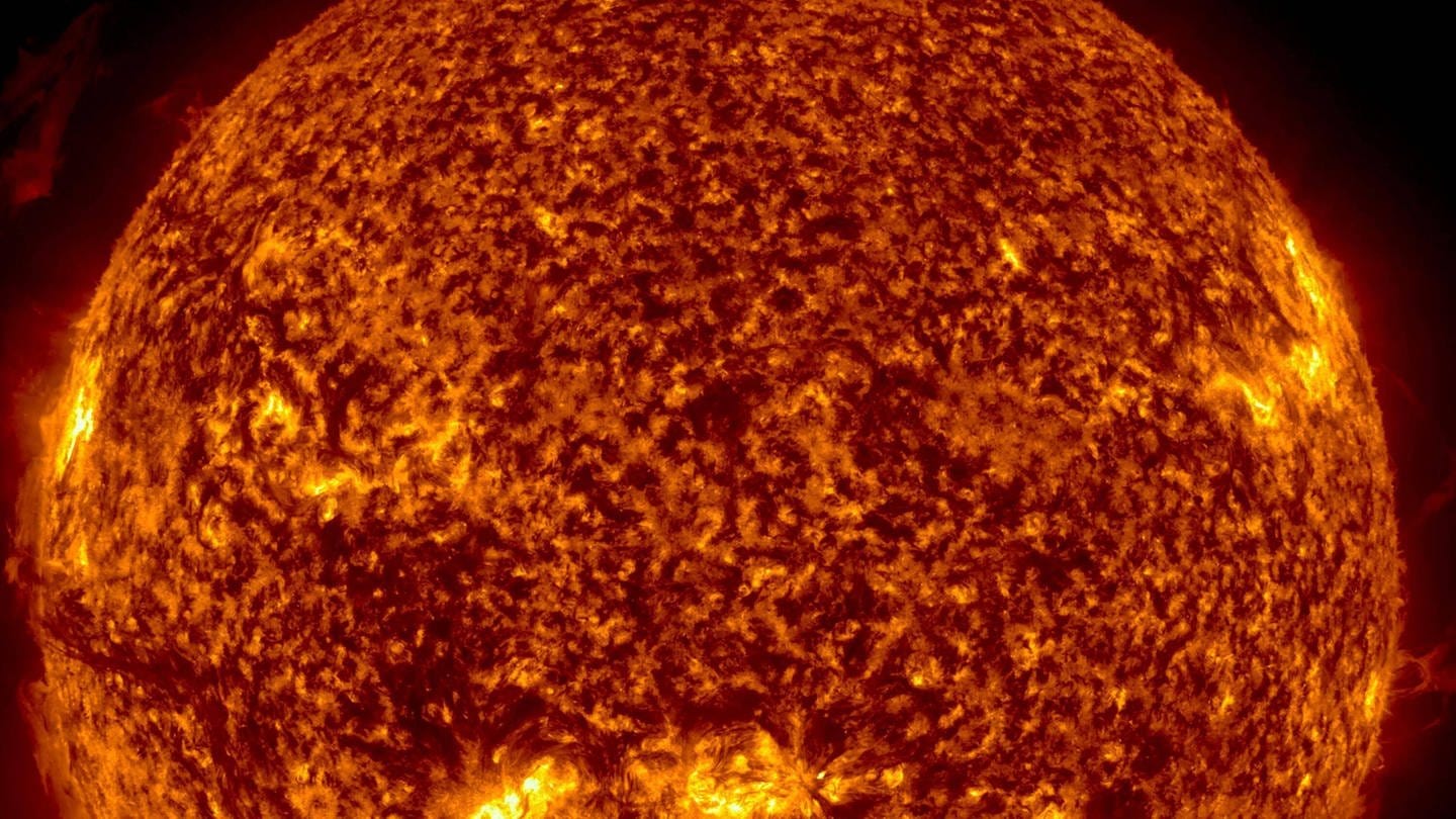 Aufnahme der Sonnenoberfläche durch Filter (Foto: IMAGO, nyrok, via www.imago-images.de)