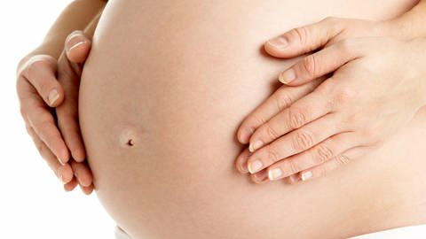 Schwangere sollten die Aufnahme von Aluminium über die Nahrung oder Kosmetika nach Möglichkeit vermeiden. (Foto: Colourbox, Colourbox)