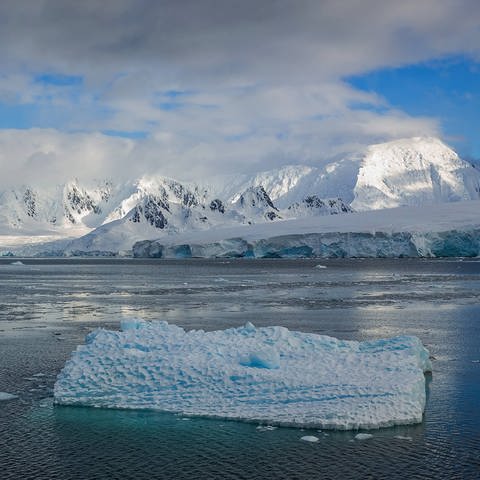 Neumayer-Kanal in der Antarktis (Foto: imago images, imago stock&people)