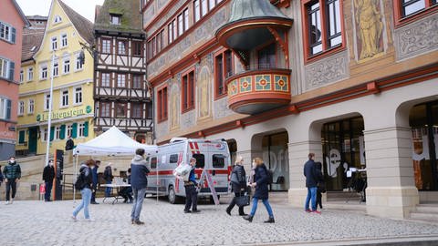 Tübingen gilt bislang mit ihrer konsequenten Teststrategie als eine der Vorzeigestädte bei der Bekämpfung der Corona-Pandemie. (Foto: IMAGO, imago images/Eibner)