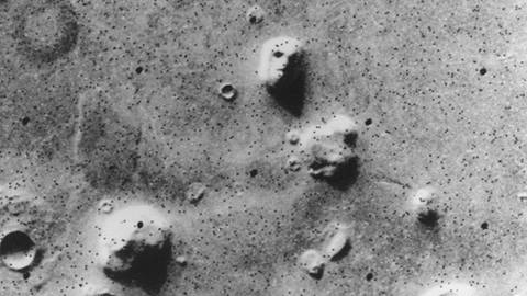 Die Entdeckung des "Marsgesichts" von Cydonia beruhte auf einem recht unscharfen Foto. (Foto: IMAGO, imago/NASA)