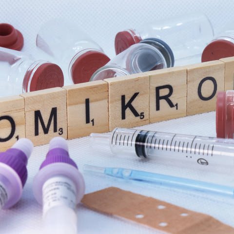 Die derzeit verfügbaren Covid-19-Impfstoffe zeigen bei der Omikron-Variante wohl eine geringere Wirksamkeit. (Foto: IMAGO, imago images/Martin Wagner)