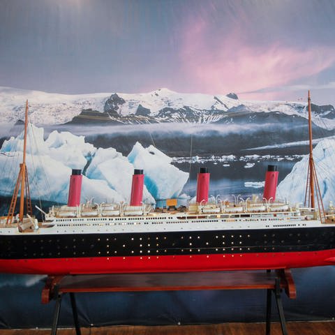 Eine Replik der Titanic (Foto: IMAGO, Adriana Adie / INA Photo Agency via www.imago-images.de)