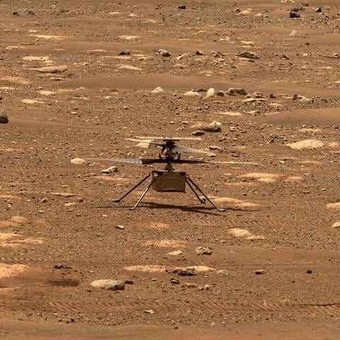 Der Ingenuity - Helikopter unternimmt Flugversuche auf dem Mars (Foto: IMAGO, imago images/ZUMA Wire)