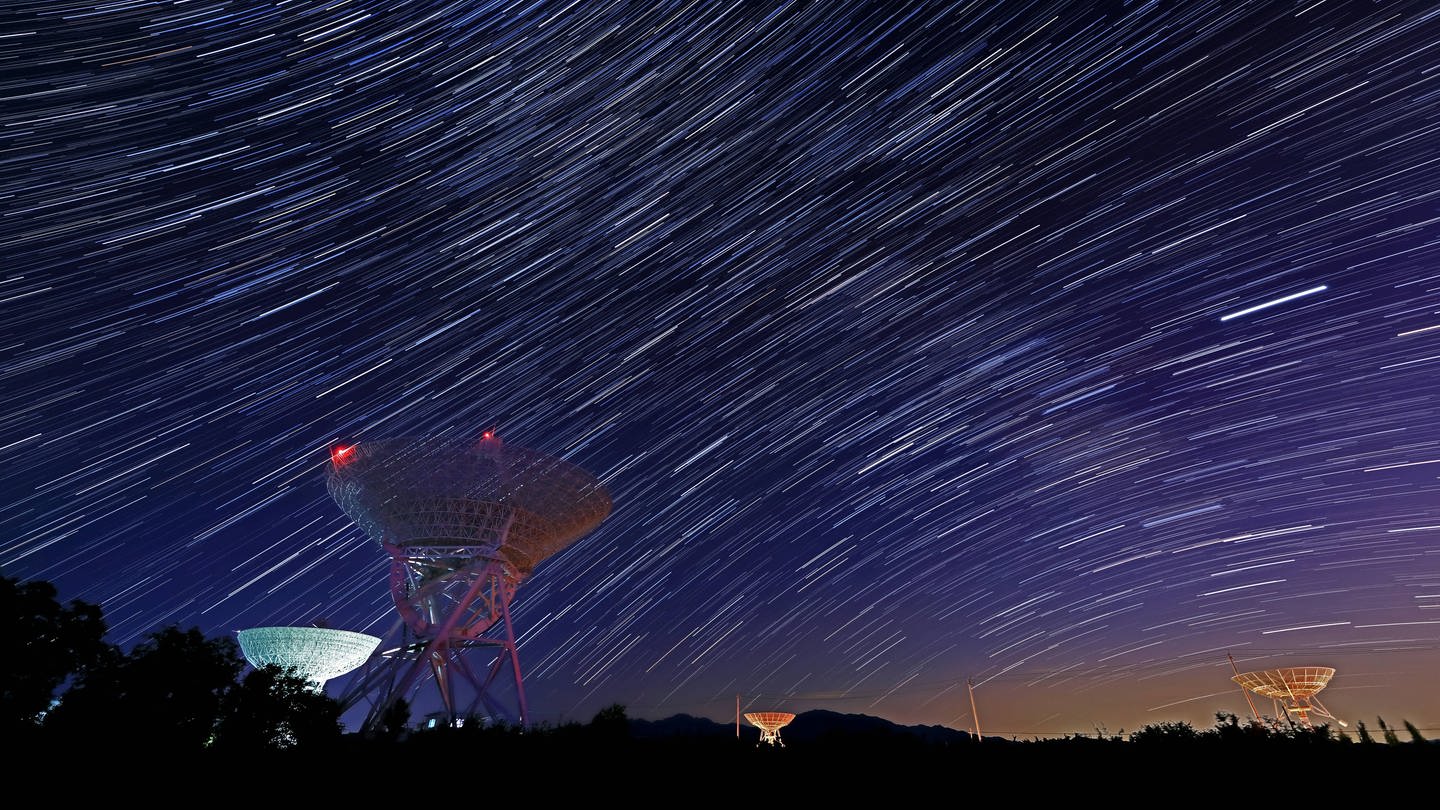 Sternfotografie in Langzeitbelichtung: Wie groß ist das Universum? (Foto: IMAGO, IMAGO / Imaginechina-Tuchong)