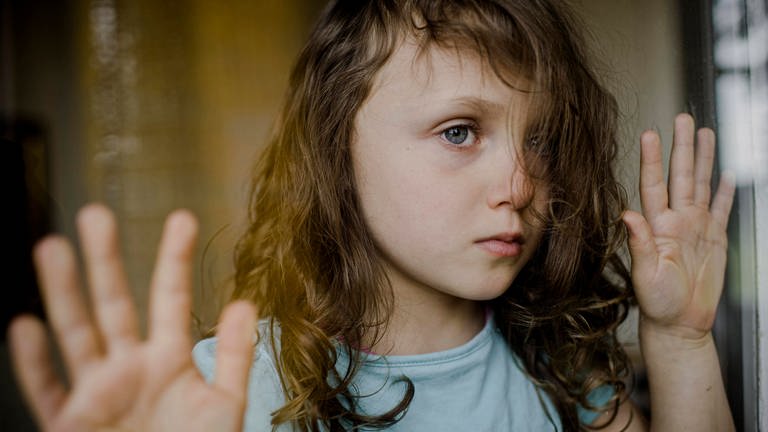 Kinder mit psychischen Problemen (Foto: IMAGO, imago images/imagebroker)
