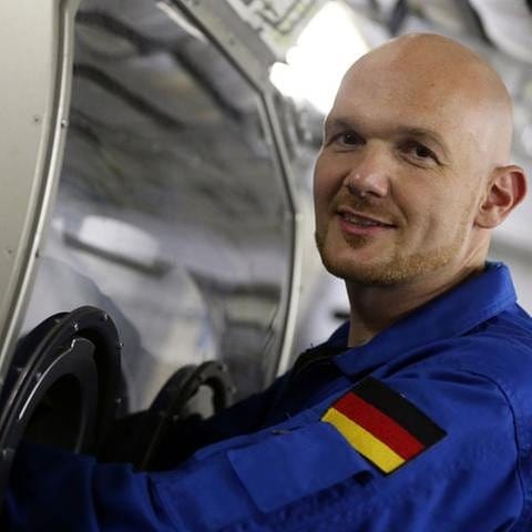 Astronaut Alexander Gerst bei der Arbeit im Trainingsmodul Columbus bei der ESA in Köln (2014) (Foto: picture-alliance / dpa, picture-alliance / dpa -)