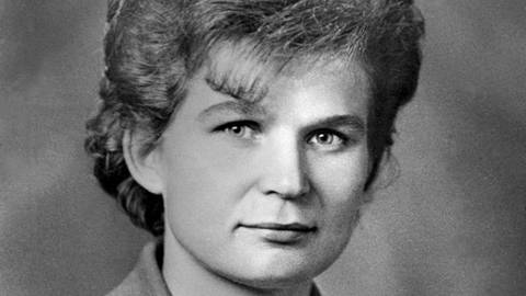 Die sowjetische Kosmonautin Valentina Nikolayeva-Tereshkova war die erste Frau im Weltraum. (Foto: IMAGO, imago/Valentin Cheredintsev/TASS)
