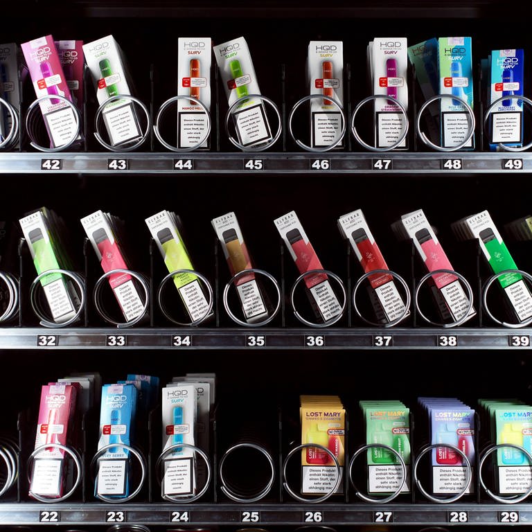 E-Zigaretten-Automat, tags: E-Zigaretten, Verbot, Aromastoffen, Gesellschaft für Pneumologie