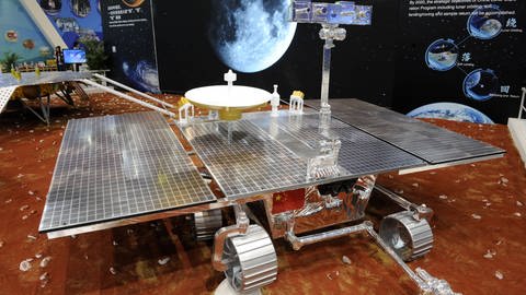 Der chinesische Marsrover soll die Marsoberfläche genauer erkunden - dazu hat er auch ein Bodenradar an Bord. (Foto: IMAGO, imago/Xinhua)