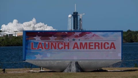 Mit der CrewDragon beginnt eine neue Ära der US-amerikanischen Raumfahrt. (Foto: IMAGO, imago / Joel Kowsky/Nasa)