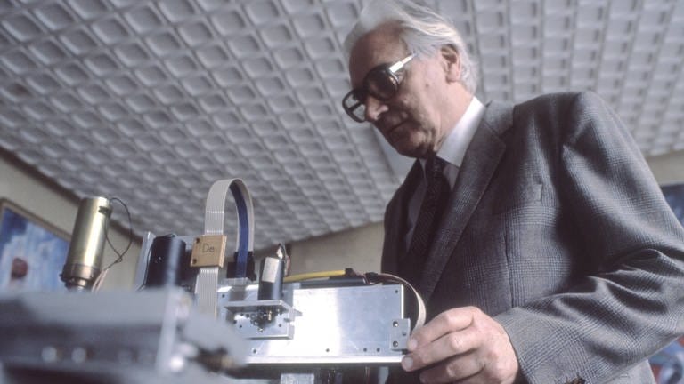 Am 2. Mai 1941 stellte Konrad Zuse seinen dritten Prototyp dann vor: die Zuse Z3, der erste funktionsfähige, programmierbare Computer der Welt. (Foto: IMAGO, imago images/teutopress)