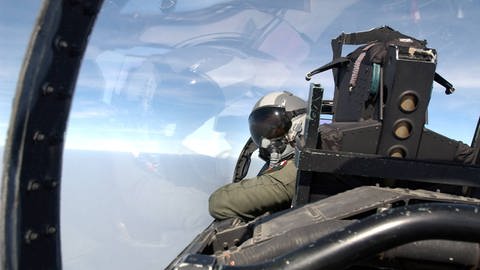 Viele Berichte und Aufnahmen stammen von der US-Luftwaffe. Die Flugzeuge verfügen über sehr empfindliche Sensoren.  (Foto: IMAGO, mago stock&people )