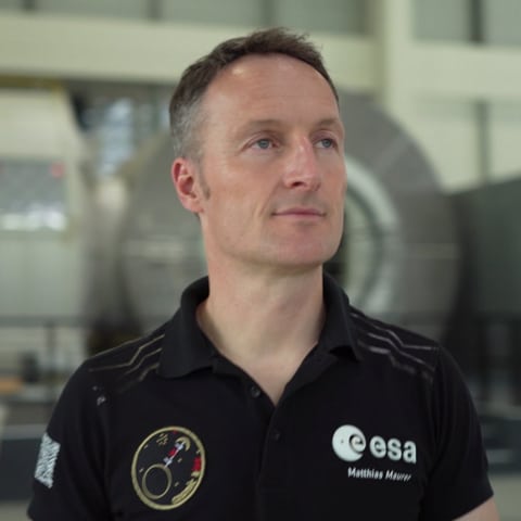 Matthias Maurer will während und auch nach seiner Mission auf der ISS die Menschen für das Weltall begeistern.