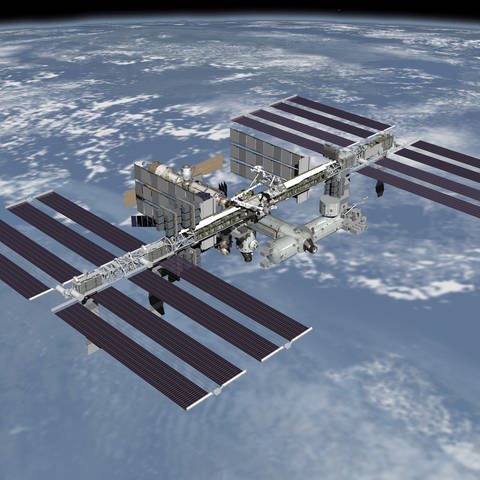 Eigentlich gilt die ISS, die schon über 20 Jahre im All ist, als ein Vorzeigeprojekt von Völkerverständigung. (Foto: dpa Bildfunk, dpa /picture-alliance/)