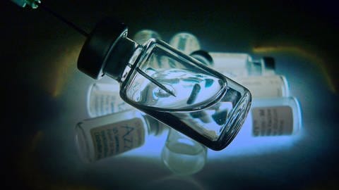EMA empfielt Zulassung von Corona-Impfstoff Novavax (Foto: IMAGO, imago images/Sven Simon)