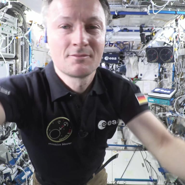Astronaut Matthias Maurer verbringt insgesamt sechs Monate auf der ISS. (Foto: Pressestelle, SWR, SWR /ESA)