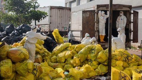 In einem deutschen Krankenhaus entstehen jeden Tag sieben bis acht Tonnen Müll. (Foto: IMAGO, imago images/ZUMA Wire/ RisaxKrisadhi)