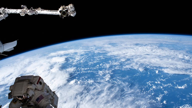 Astronaut im Weltraum (Foto: IMAGO, IMAGO / ZUMA Wire)