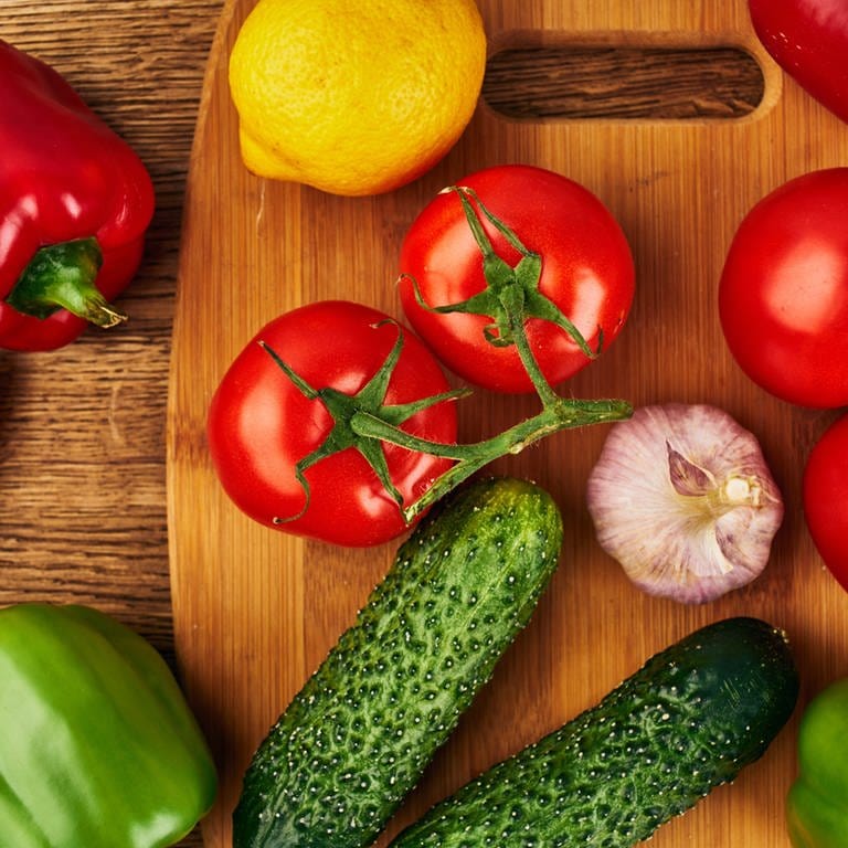 Auswahl an Gemüse (Foto: IMAGO, IMAGO/YAY Images)