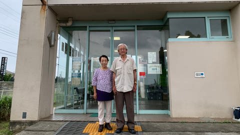 Der 69-jährige Yasushi Okumura arbeitet auf einem Fahrradparkplatz 15 Stunden pro Woche für umgerechnet 7 Euro die Stunde, die 75-jährige Keiko Sato sitzt drei Mal im Monat für drei Stunden am Empfang einer Praxis für Krebsuntersuchungen (Foto: SWR, Martin Fritz)