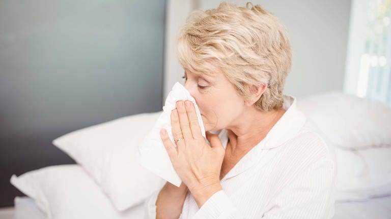 Die Symptome bei einer Grippe oder Covid-19 sind oft ähnlich. (Foto: IMAGO, imago images / Panthermedia)