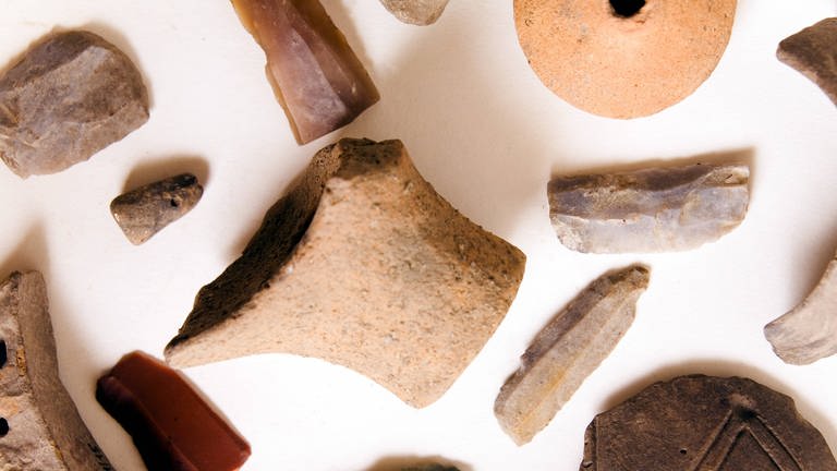 Steinzeit-Werkzeuge (Foto: IMAGO, imago/imagebroker/schauhuber)
