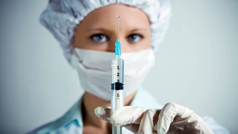 STIKO gibt Empfehlung für angepasste Corona-Impfstoffe. (Foto: IMAGO, IMAGO/Design Pics)