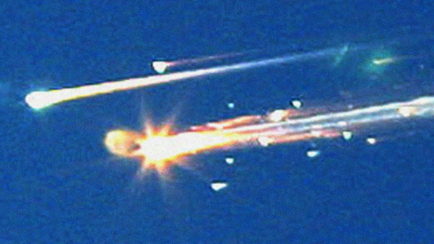 Am 1. Februar 2003 verglühte das Raumschiff Columbia beim Wiedereintritt in die Atmosphäre. Alle sieben Insassen kamen dabei ums Leben. (Foto: picture-alliance / Reportdienste, picture alliance / ASSOCIATED PRESS)