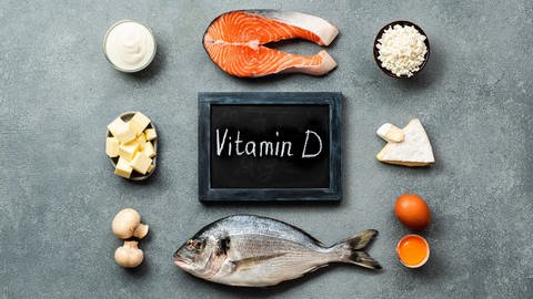 Vitamin D Quellen sind Fisch, Lachs. Eier und Pilze (Foto: picture-alliance / Reportdienste, / Zoonar)