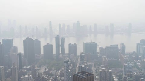 Wandel des Klimas: Rauch von Waldbränden in Kanada sorgt für extreme Luftverschmutzung in New York (Foto: IMAGO, IMAGO/ZUMA Wire)