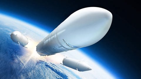 Raumfahrt mit Verspätung: Die Rakete Ariane 6 konnte wegen der Corona-Pandemie vier Jahre nicht starten. Im Sommer 2024 soll sie endlich zu ihrer Mission aufbrechen.