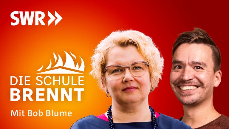 Maike Finnern und Bob Blume auf dem Podcast-Cover von "Die Schule brennt – der Bildungspodcast mit Bob Blume"