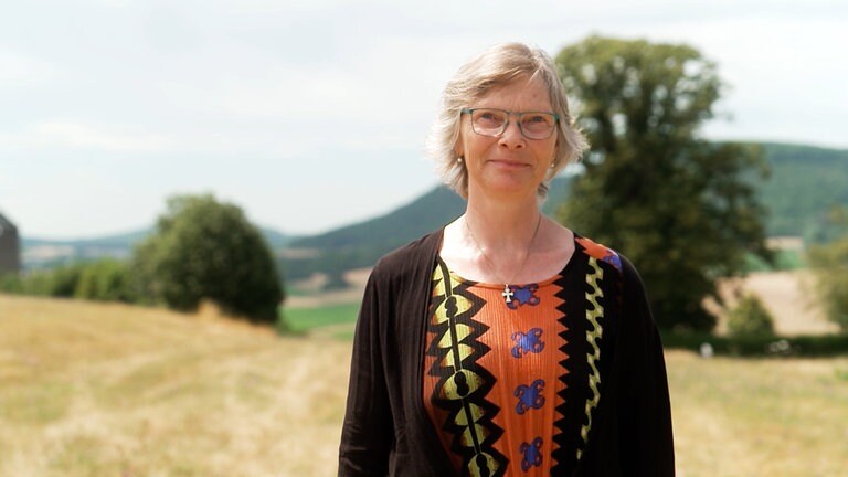 Christel hat gelernt mit ihrer Trauer zu leben (Foto: SWR)