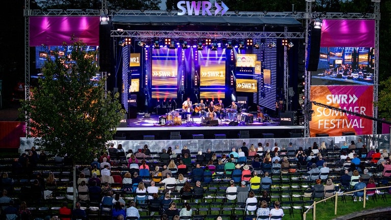 Zweiter Tag beim SWR Sommerfestival (Foto: SWR, Torsten Silz) Zweiter Tag beim SWR Sommerfestival