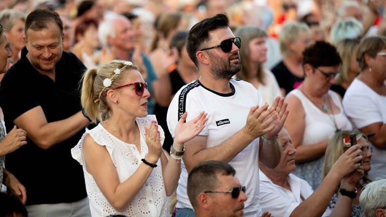 Das SWR4 Open Air beim SWR Sommerfestival in Speyer (Foto: SWR, Torsten Silz) Das SWR4 Open Air beim SWR Sommerfestival in Speyer